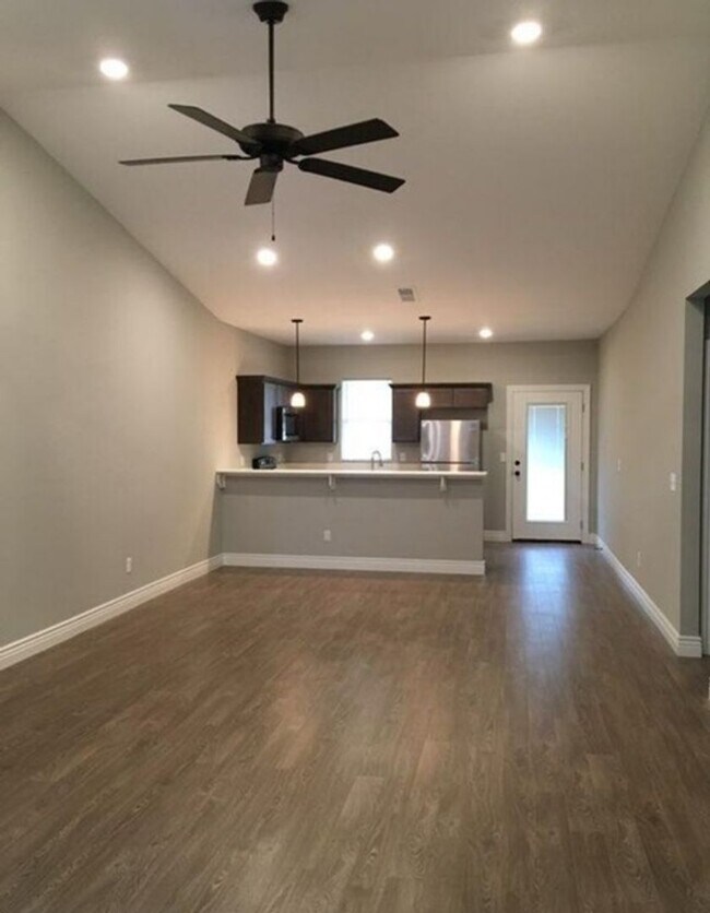 5519-5523 N Edwards Cir in Wichita, KS - Building Photo - Building Photo