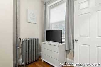 252 Warren St in Boston, MA - Foto de edificio - Building Photo