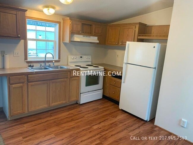 37 Pheasant Hill Trailer Park in Milford, ME - Building Photo - Building Photo