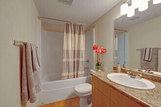 Sonora in Stony Plain, AB - Building Photo - Building Photo