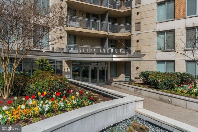 555 Massachusetts Ave NW