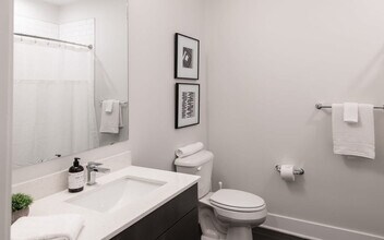 601 E Pete Rose Way in Cincinnati, OH - Building Photo - Building Photo