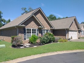 124 Paladin Dr in Boiling Springs, SC - Building Photo