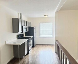 1023 W Gardner St in Houston, TX - Building Photo