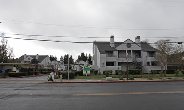 Grand Mere Gardens in Napa, CA - Building Photo - Building Photo