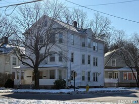 202 Berlin Ave in Southington, CT - Building Photo
