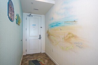 3738 Sandpiper Rd in Virginia Beach, VA - Building Photo - Building Photo