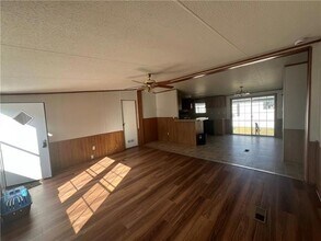 1210 Eagle Lake Blvd in Slidell, LA - Foto de edificio - Building Photo