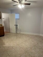 1820 Metairie Rd, Unit 3 in Metairie, LA - Building Photo - Building Photo