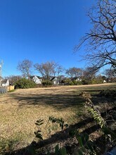 2124 Ashwood Ave in Nashville, TN - Building Photo - Building Photo