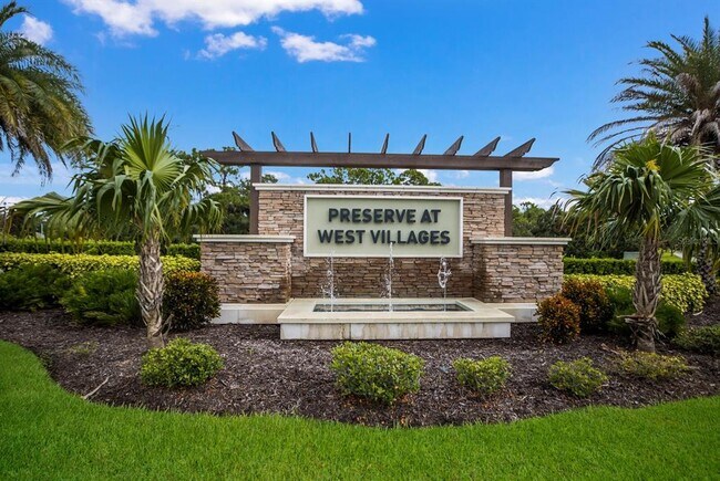 20644 Swallowtail Ct in Venice, FL - Building Photo - Building Photo