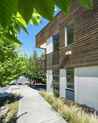 Vanguard Apartments in Portland, OR - Building Photo - Building Photo