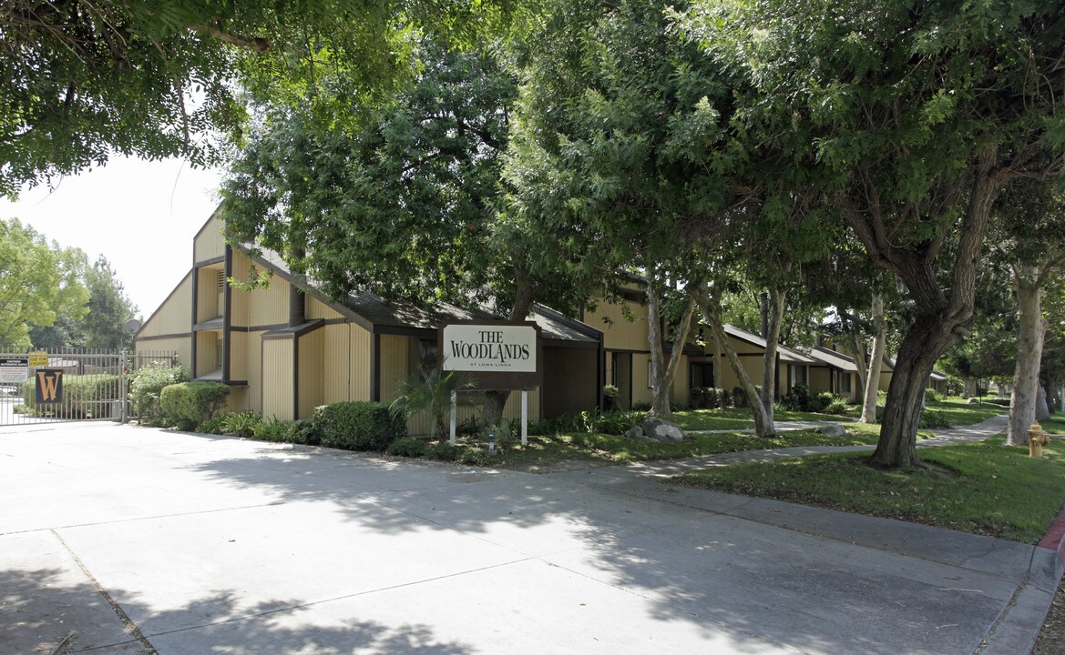 The Woodlands Apartments in San Bernardino, CA - Building Photo