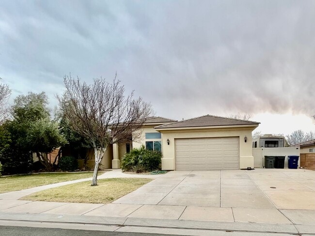 3449 W 250 N in Hurricane, UT - Building Photo - Building Photo
