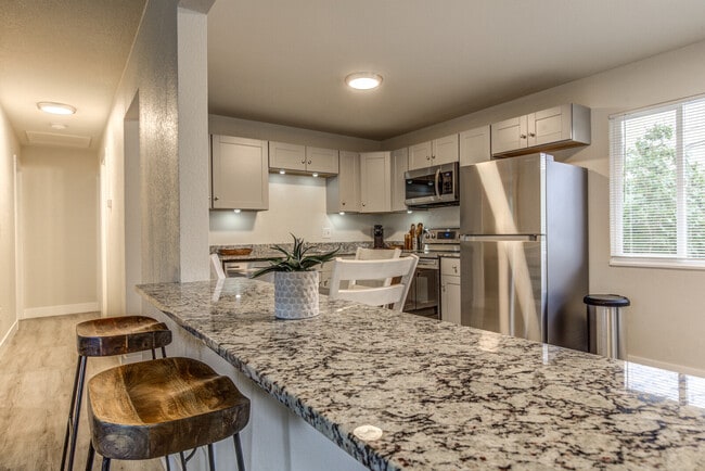 345 S Fenway St in Casper, WY - Building Photo - Building Photo