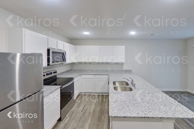 2537 Provence Dr SE in Bolivia, NC - Building Photo - Building Photo