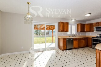 5089 Berwick Ln in Avon, IN - Building Photo - Building Photo