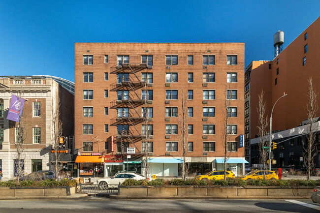 Union Terrace Condominium in New York, NY - Building Photo - Building Photo