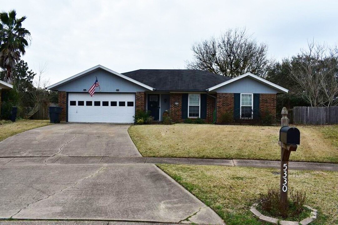 5330 Brian Cir in Bossier City, LA - Building Photo