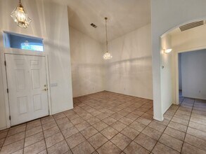 10279 Whispy Willow Way in Las Vegas, NV - Building Photo - Building Photo