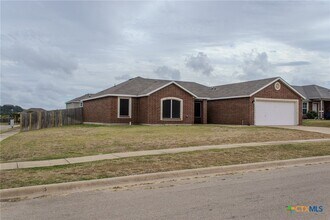 5500 Leather Dr in Killeen, TX - Foto de edificio - Building Photo
