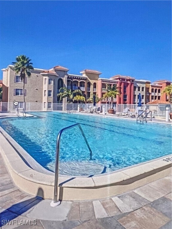 401 Bayfront Pl in Naples, FL - Building Photo - Building Photo