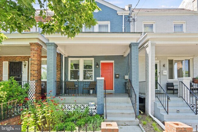 1615 Fairlawn Ave SE in Washington, DC - Building Photo - Building Photo