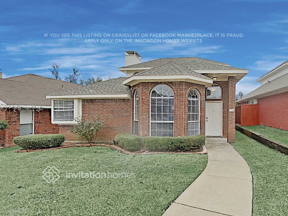 726 W Willow Oak Dr in Lewisville, TX - Building Photo