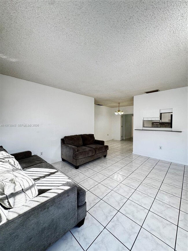 11852 SW 202nd St in Miami, FL - Building Photo - Building Photo