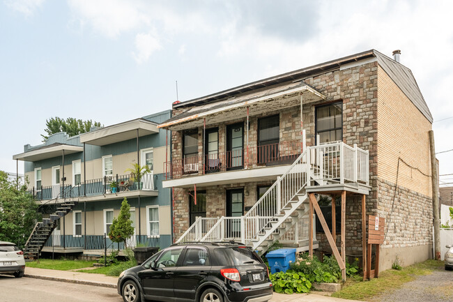 143 Bernatchez Av in Québec, QC - Building Photo - Primary Photo