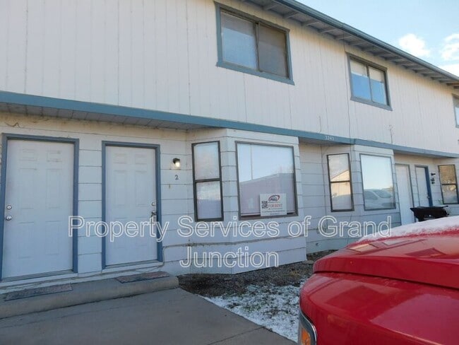 property at 3245 Downey Ct