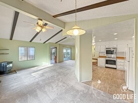 8975 Lawrence Welk Dr in Escondido, CA - Building Photo