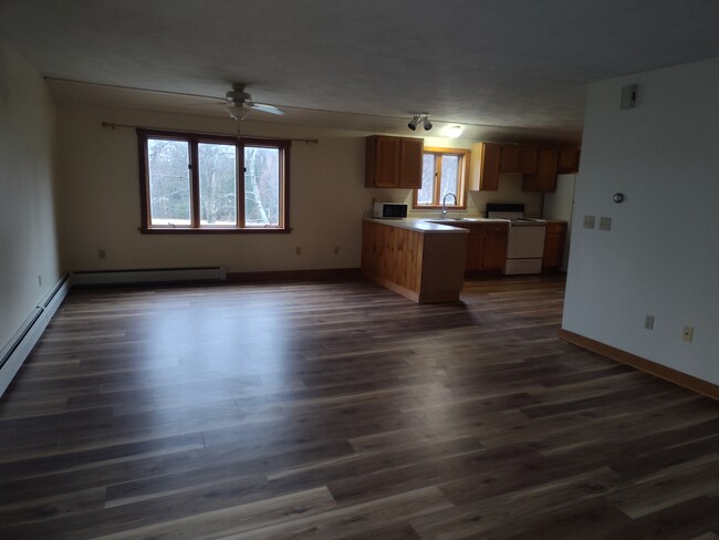 71 Bigelow Hill Rd, Unit B in Norridgewock, ME - Building Photo - Building Photo
