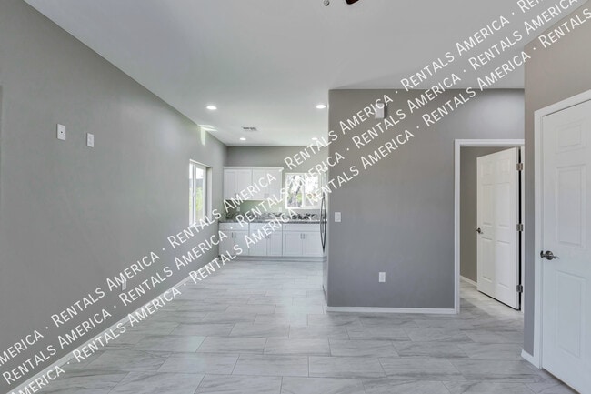 1625 N Mountain View Ave in Tucson, AZ - Building Photo - Building Photo