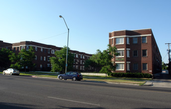 Broadway Apartments in Salt Lake City, UT - Building Photo - Building Photo