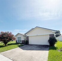 6825 SW 64th Terrace in Ocala, FL - Building Photo