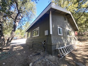 25111 Nestwa Trail in Idyllwild, CA - Building Photo - Building Photo