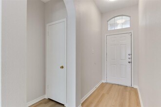 927 Picadilly Dr in Pflugerville, TX - Building Photo - Building Photo