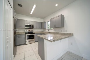 14709 NE 7th Ave in Miami, FL - Building Photo - Building Photo