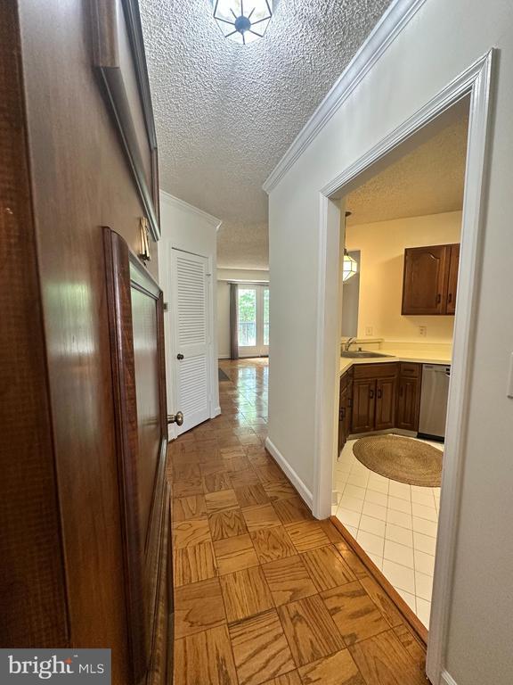801 S Pitt St in Alexandria, VA - Building Photo - Building Photo