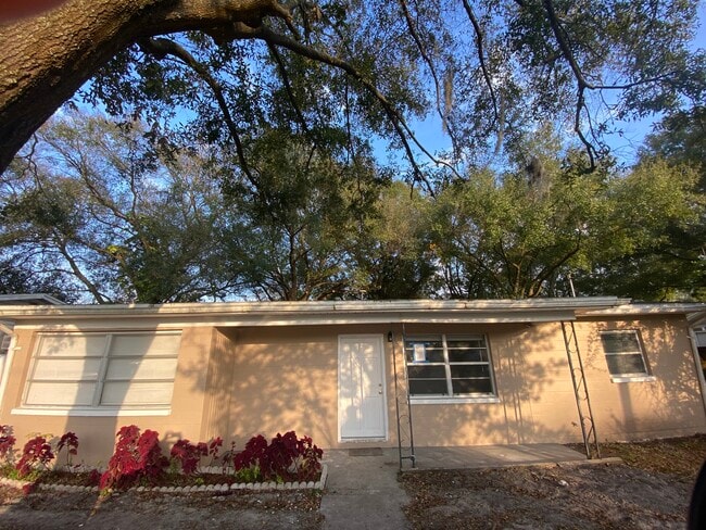 property at 609 NE 2nd Ave