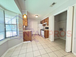 904-906 Sybil Dr in Ruston, LA - Foto de edificio - Building Photo
