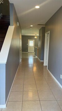 7816 Comal St photo'