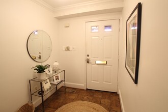 3217 Sutton Pl NW in Washington, DC - Building Photo - Building Photo