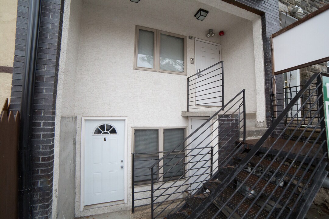 4204 Chestnut St in Philadelphia, PA - Building Photo