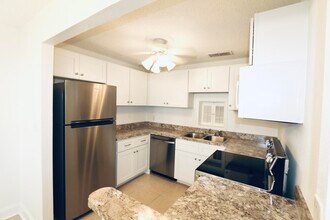 229 S McMullen Booth Rd in Clearwater, FL - Building Photo - Building Photo