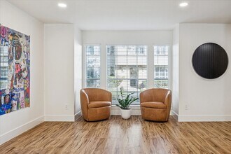 13062 Trail Hollow Dr in Houston, TX - Building Photo - Building Photo