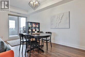 9255 Jane St in Vaughan, ON - Building Photo - Building Photo