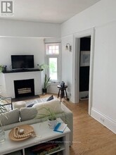 9 Poyntz St in Barrie, ON - Building Photo - Building Photo