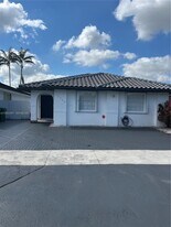 14564 SW 113th St in Miami, FL - Building Photo